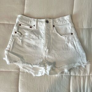 ABERCROMBIE High Rise Mom short -  White Denim